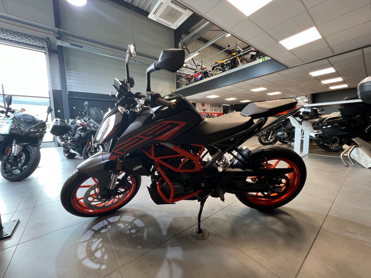 KTM Duke 125 ABS - HAUCONCOURT