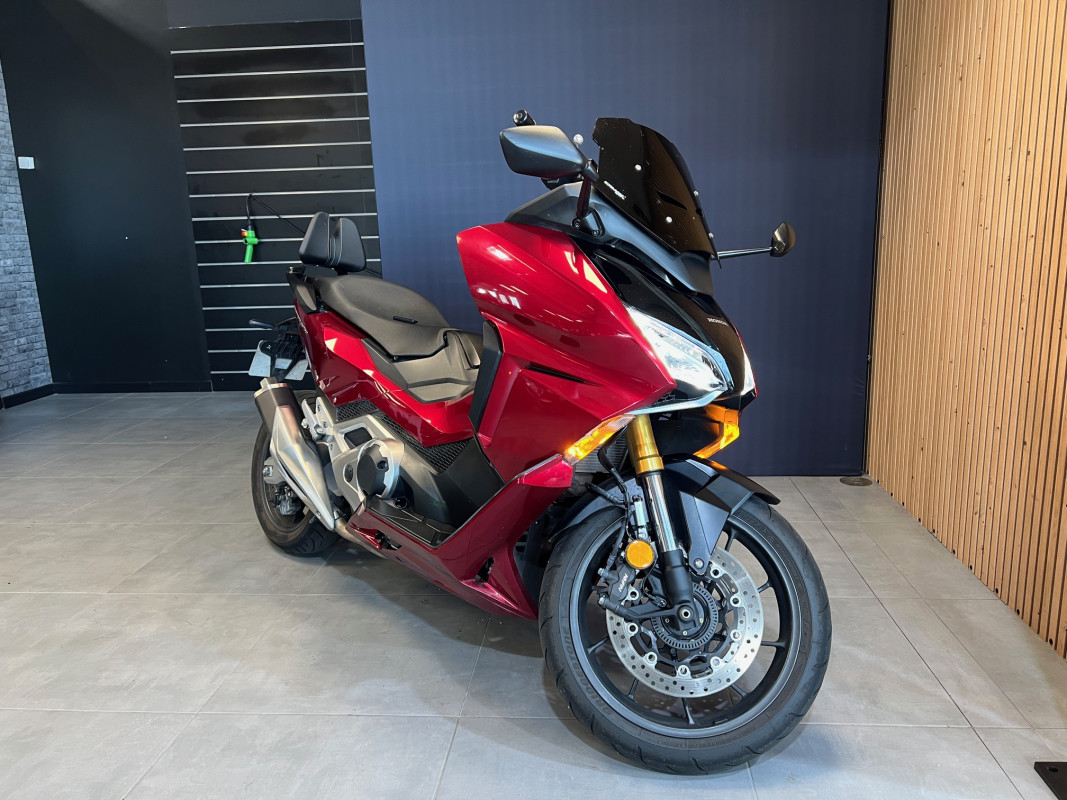 HONDA FORZA 750 BIKEPARC 72  LE MANS 