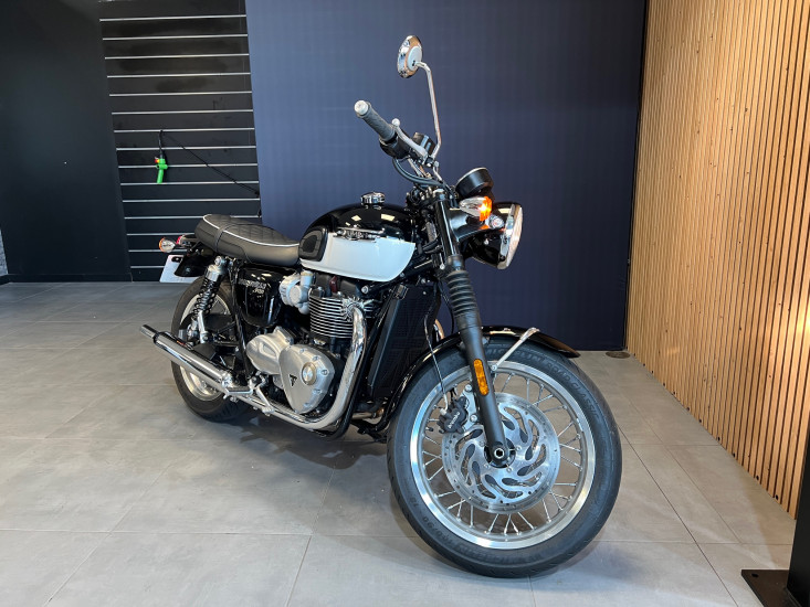 TRIUMPH Bonneville T120 T 120 - HAUCONCOURT