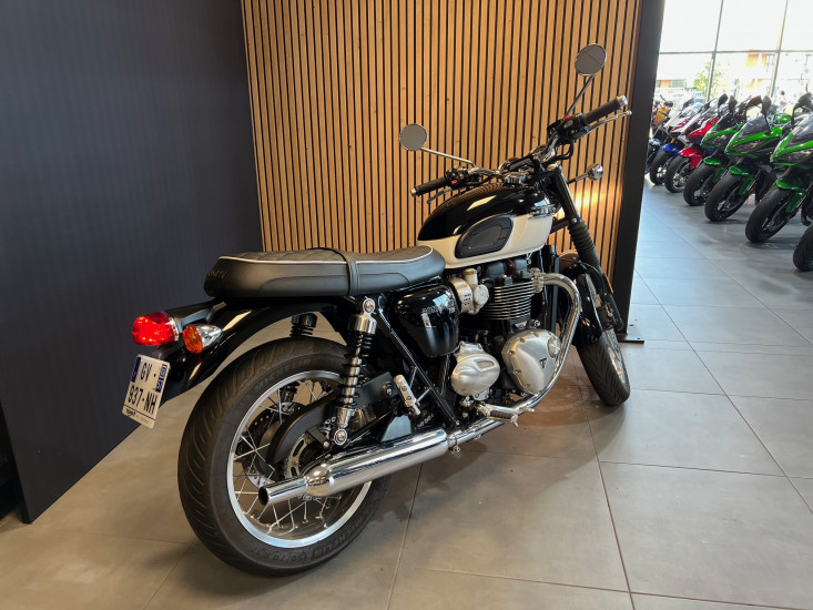 TRIUMPH Bonneville T120 T 120 - HAUCONCOURT