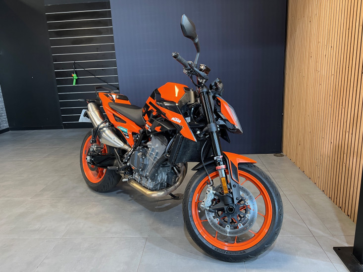 KTM 890 Duke GP - HAUCONCOURT