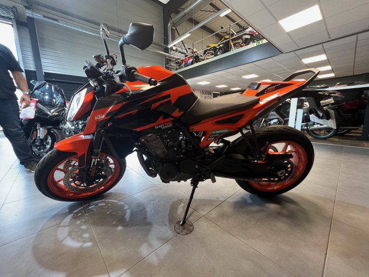 KTM 890 Duke GP - HAUCONCOURT