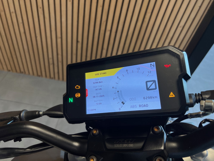 KTM DUKE 125 - HAUCONCOURT