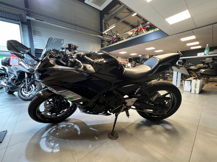 Kawasaki Ninja 650 - HAUCONCOURT
