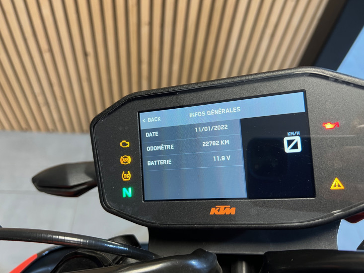 KTM 890 DUKE L A2 - HAUCONCOURT