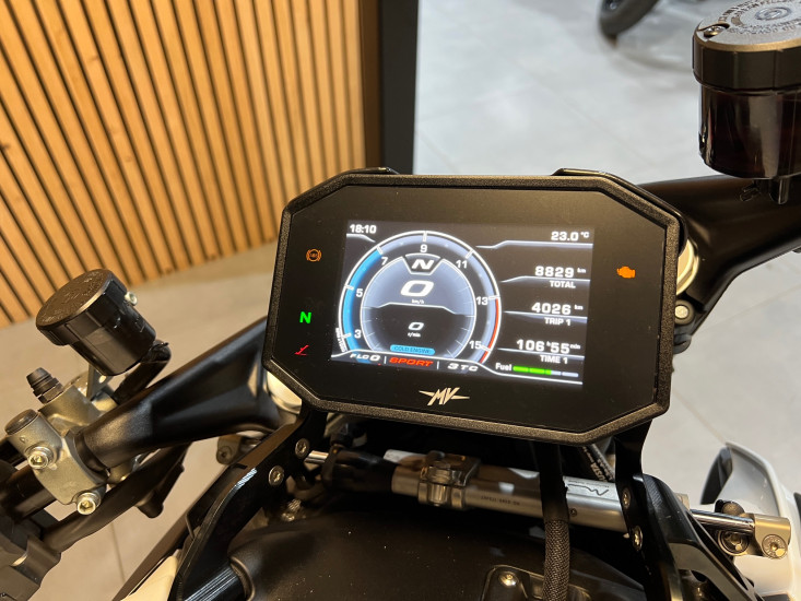 MV AGUSTA Brutale 1000 RS - HAUCONCOURT