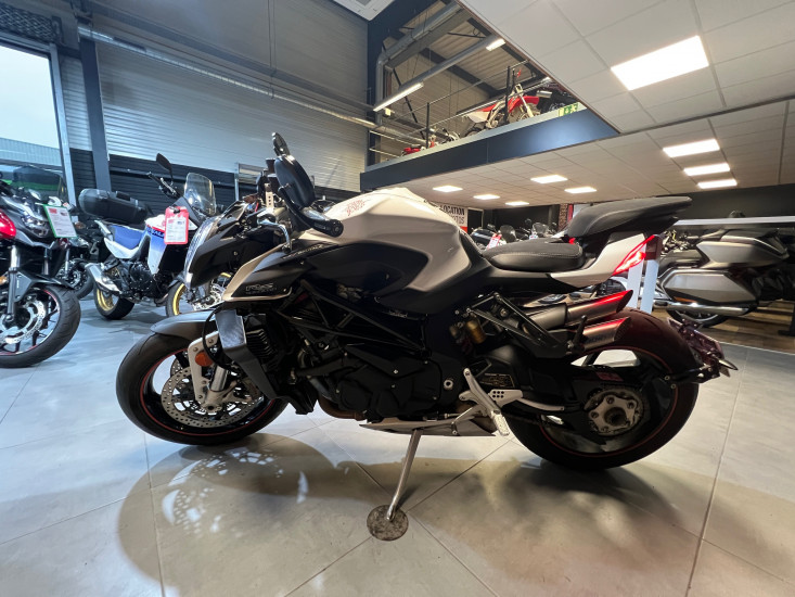 MV AGUSTA Brutale 1000 RS - HAUCONCOURT