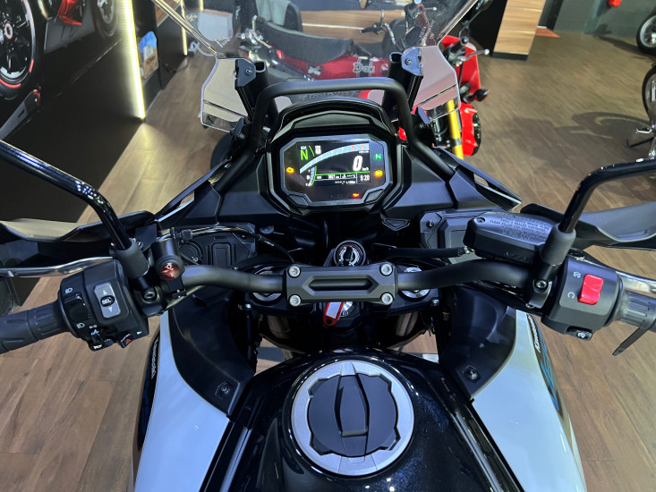 Kawasaki Versys 650 - HAUCONCOURT