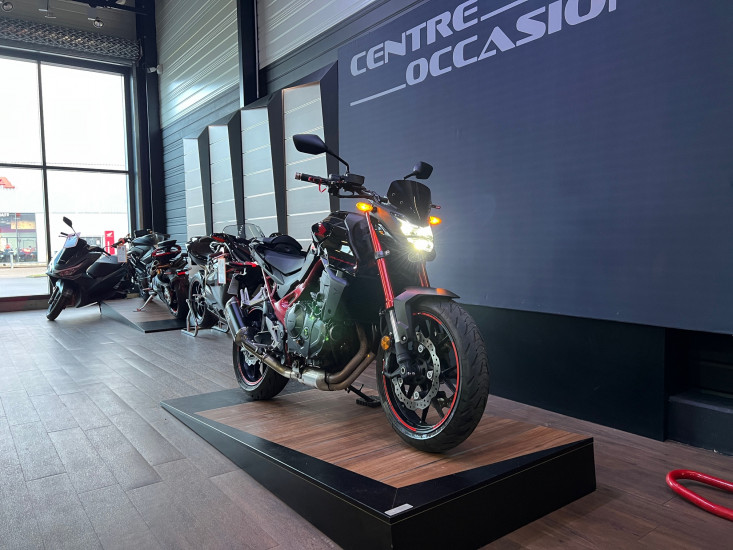 Honda CB 750 Hornet CB750 A2 - HAUCONCOURT