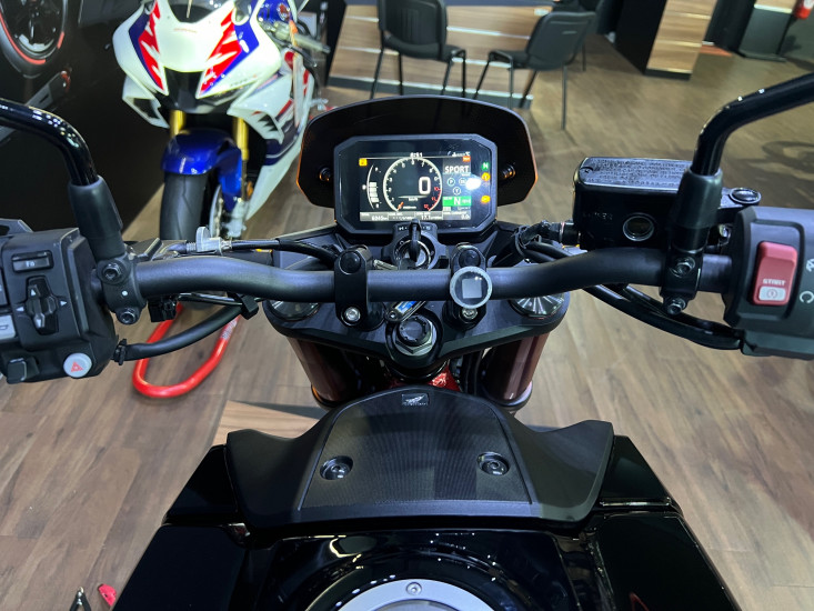 Honda CB 750 Hornet CB750 A2 - HAUCONCOURT