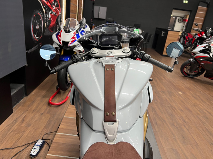 MV Agusta Superveloce 800  S - HAUCONCOURT