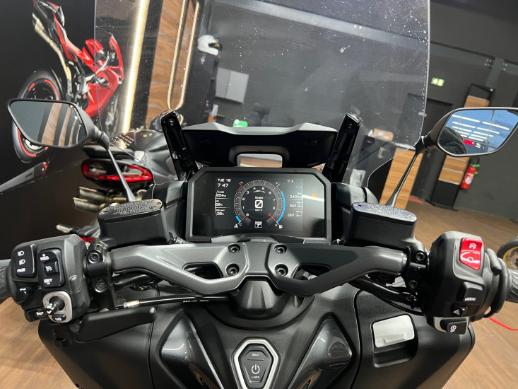 Yamaha Tmax Tech max 560 XP560 - HAUCONCOURT