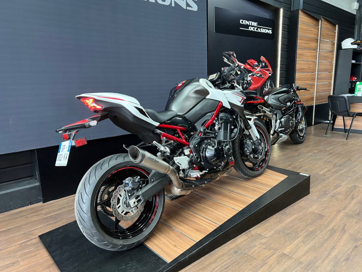 Kawasaki Z900E Z 900 E - HAUCONCOURT
