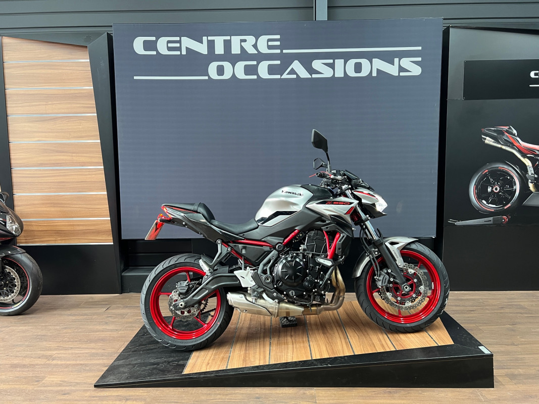 HONDA NSS FORZA 750 MOTO BASTILLE  PARIS 