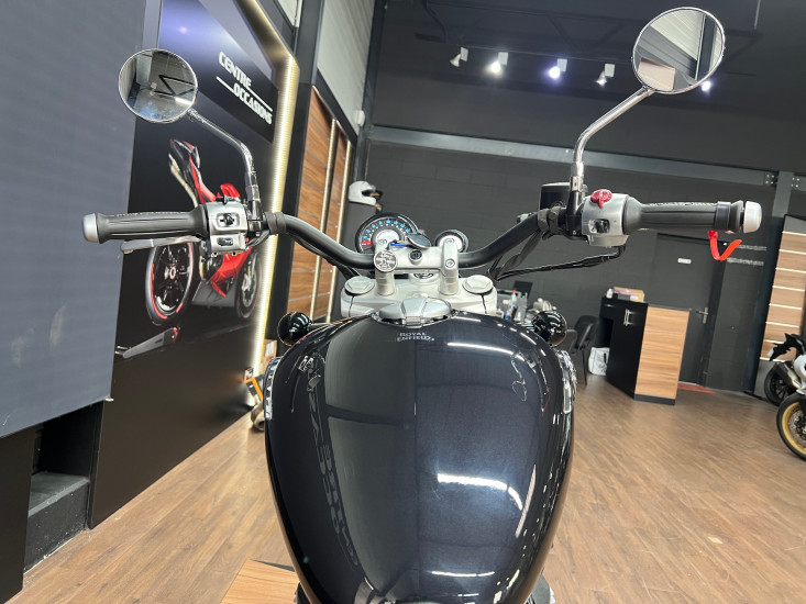 Royal Enfield Super Meteor 650 A2 - HAUCONCOURT