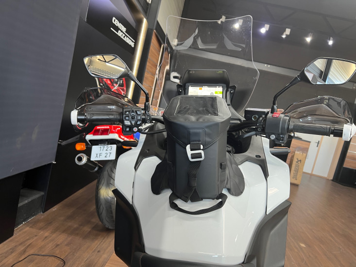 HONDA NT1100 NT 1100 méca - HAUCONCOURT