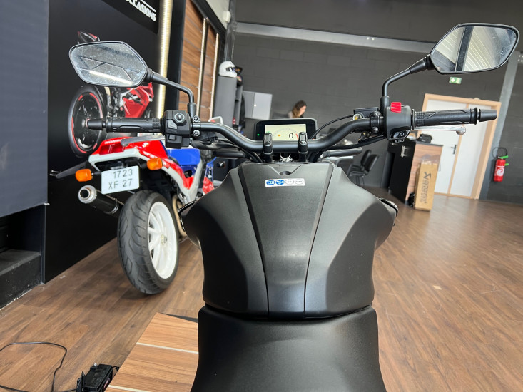 HONDA CB125R CB125 R CB 125 - HAUCONCOURT