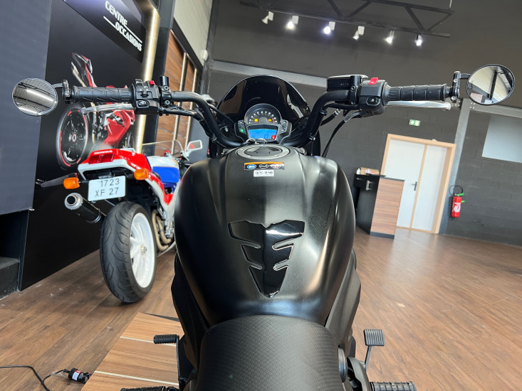 Kawasaki Vulcan 650 S - HAUCONCOURT